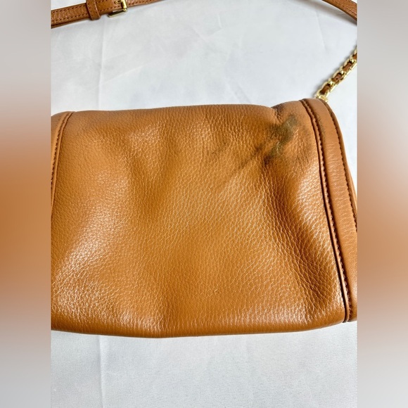 Tory Burch Brown Leather Crossbody Bag with Gold Chain - Picture 9 of 11